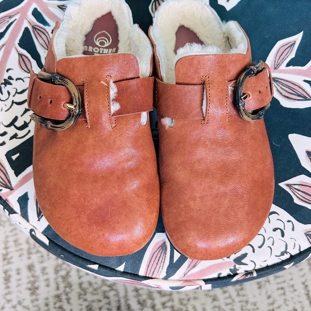 Brother Vellies Greg Shoe Whiskey Brown Leather Clog Faux Fur Size 7 - Picture 6 of 10